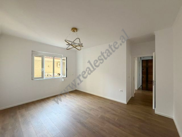 Apartament 1+1 ne shitje prane Universitetit Zoja e Keshillit te Mire ne Tirane